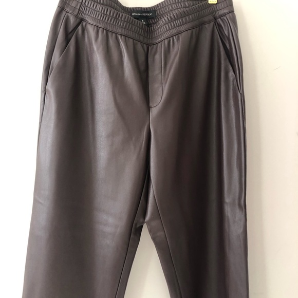 Banana Republic faux leather pants, NWT - Picture 4 of 9